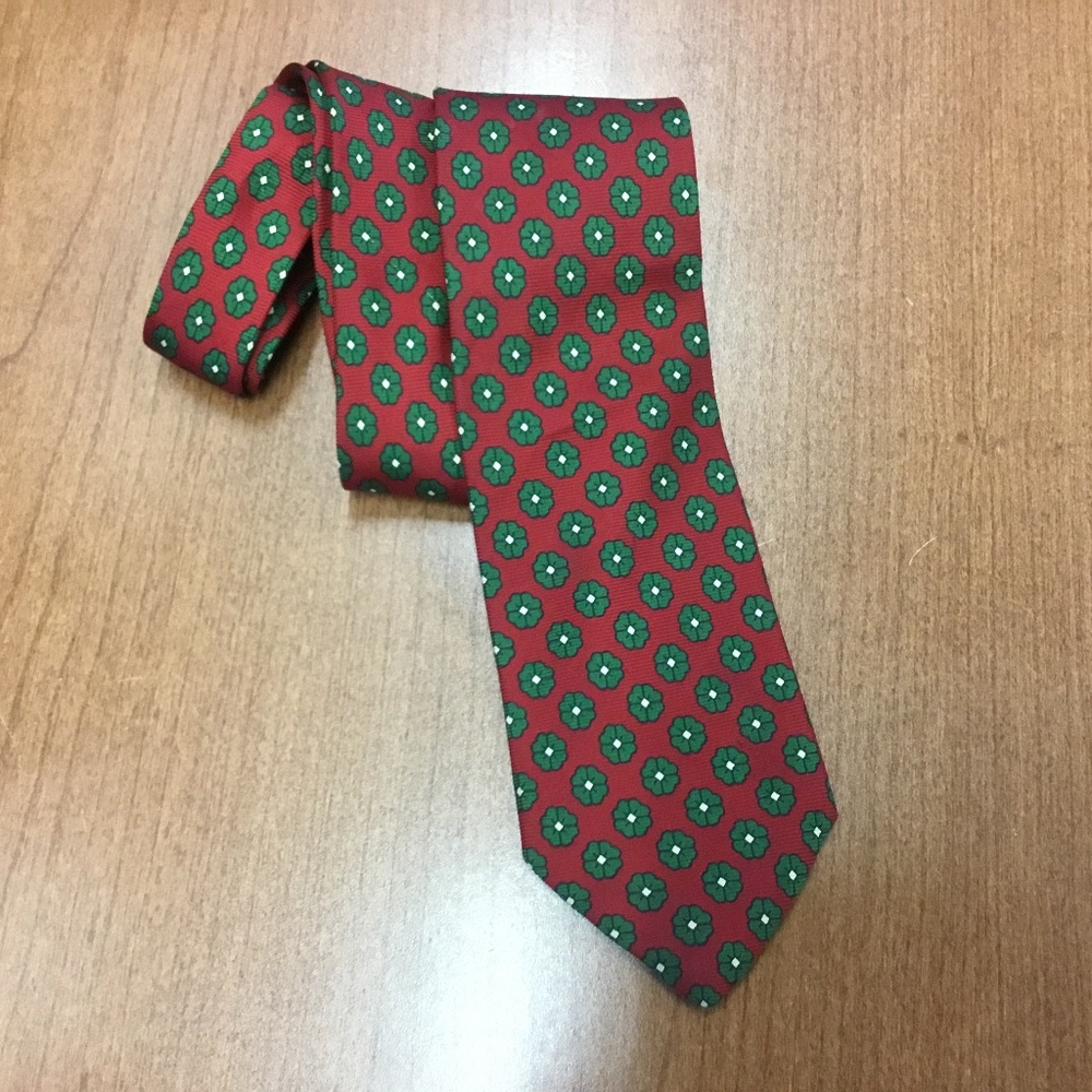 Brooks Brothers 100% silk tie